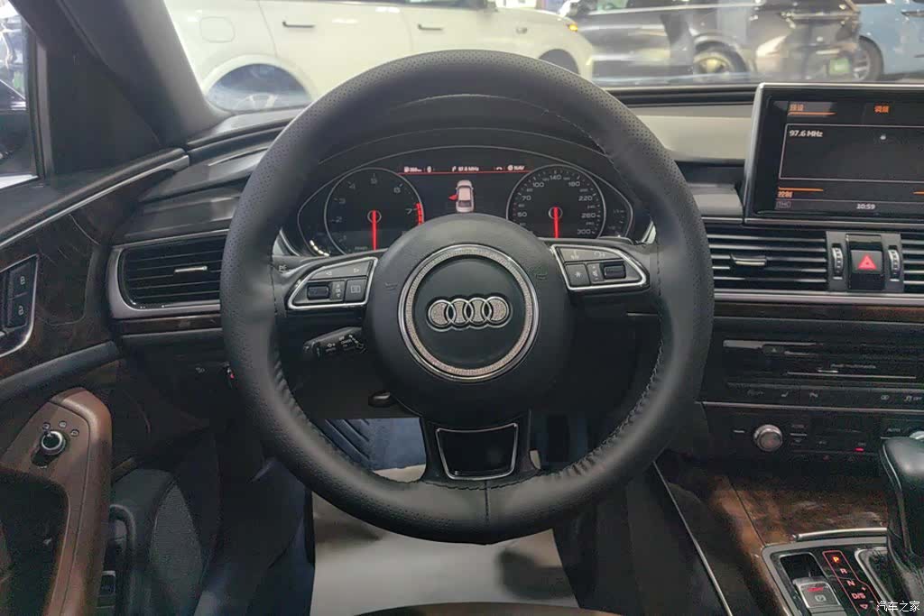 Audi A6L, 2018 15