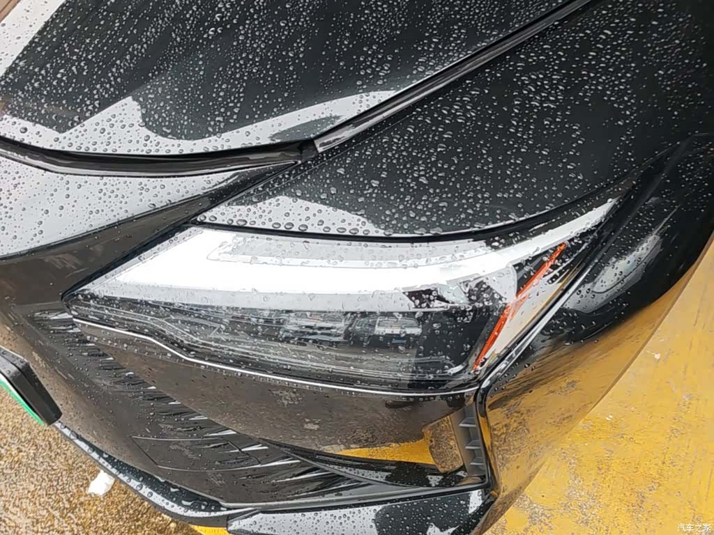 Lexus RZ, 2023 24