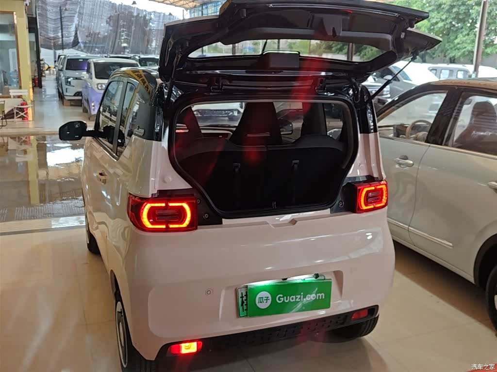 Wuling MINIEV, 2021 19