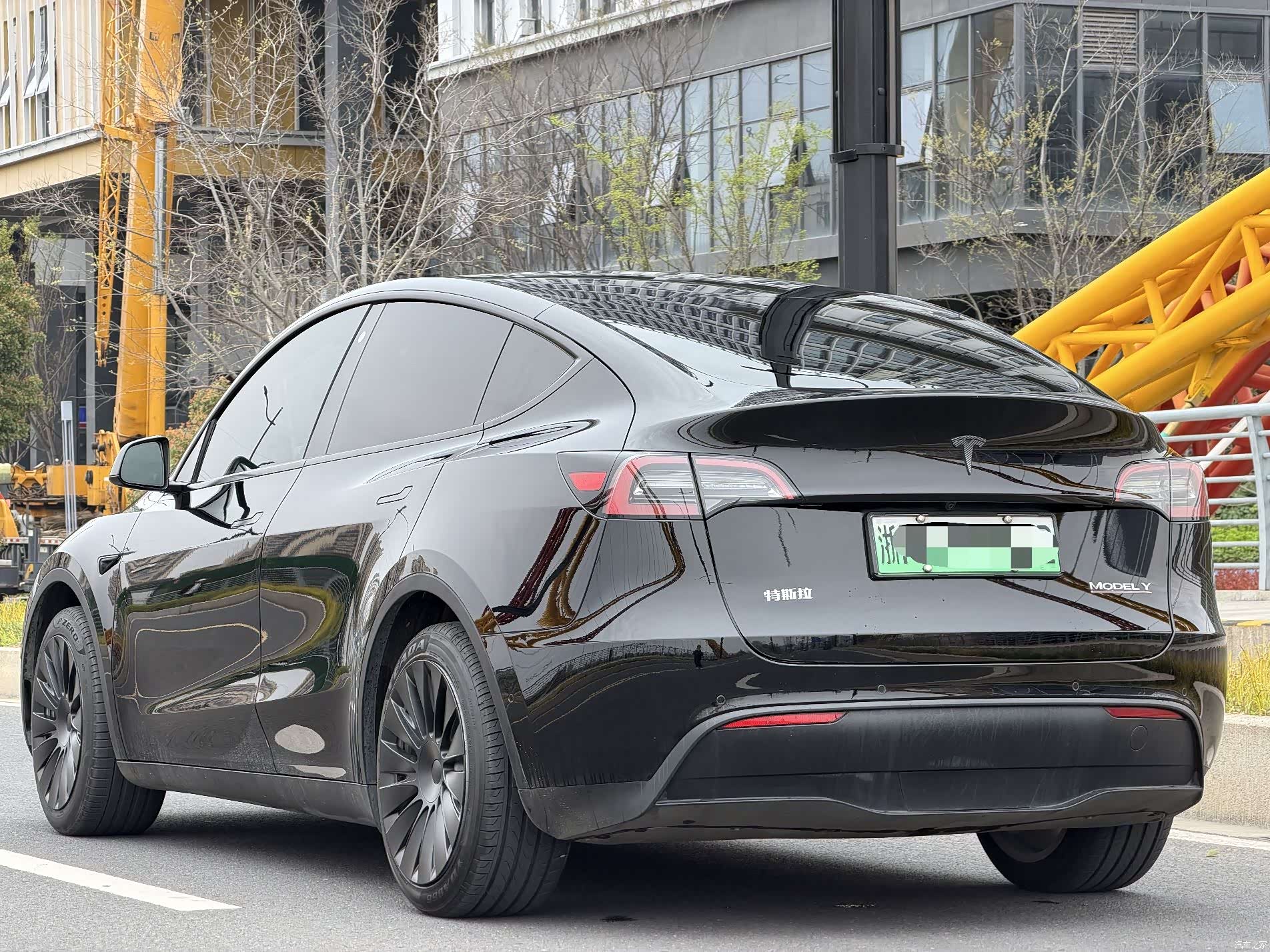 Tesla Model Y, 2021 8