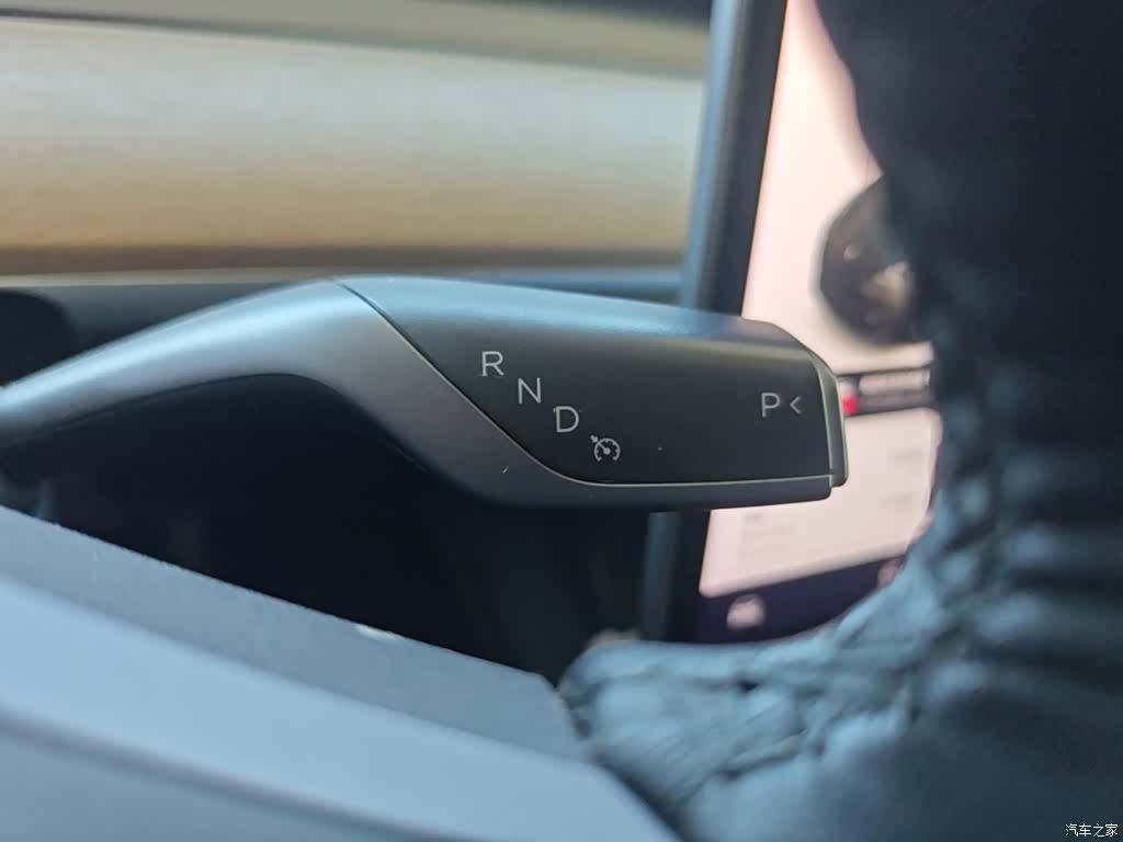 Tesla Model Y, 2021 14