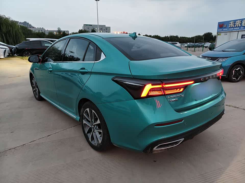 Chery Arrizo 5 PLUS