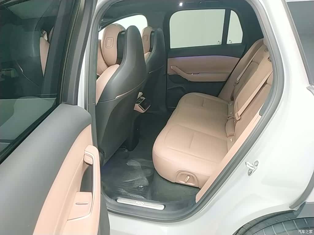 NIO ES6, 2024 13