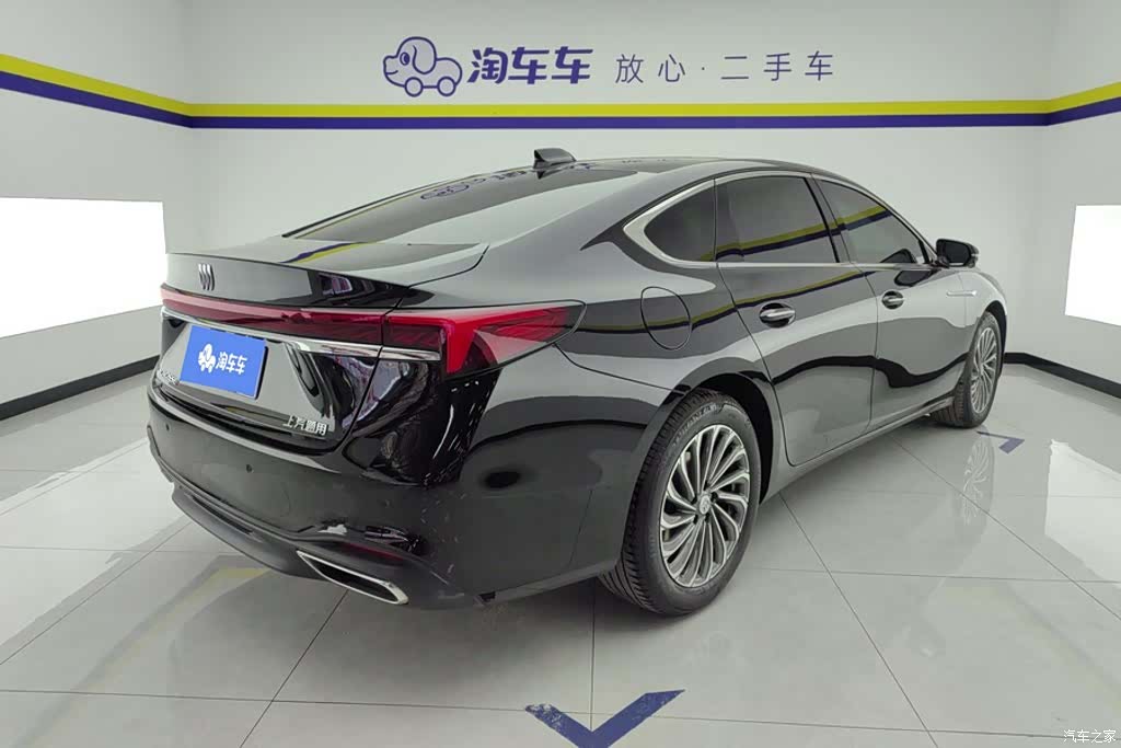 Buick LaCrosse, 2023 3