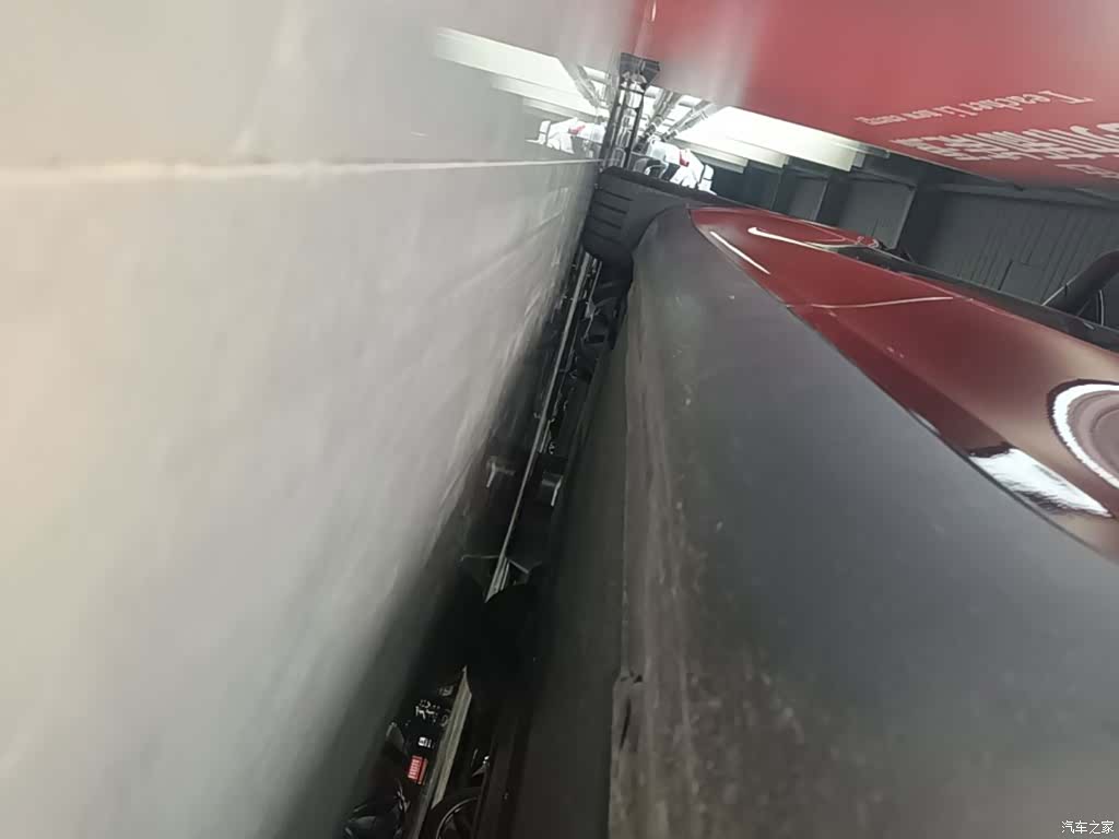 Tesla Model Y, 2025 22