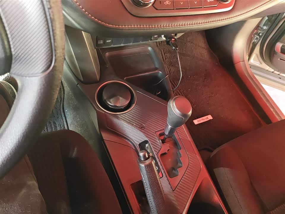 Toyota RAV4 Rongfang