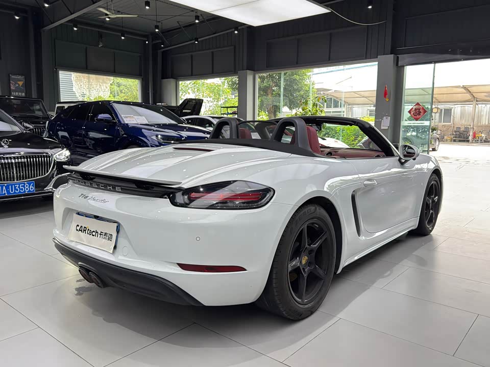 Porsche 718