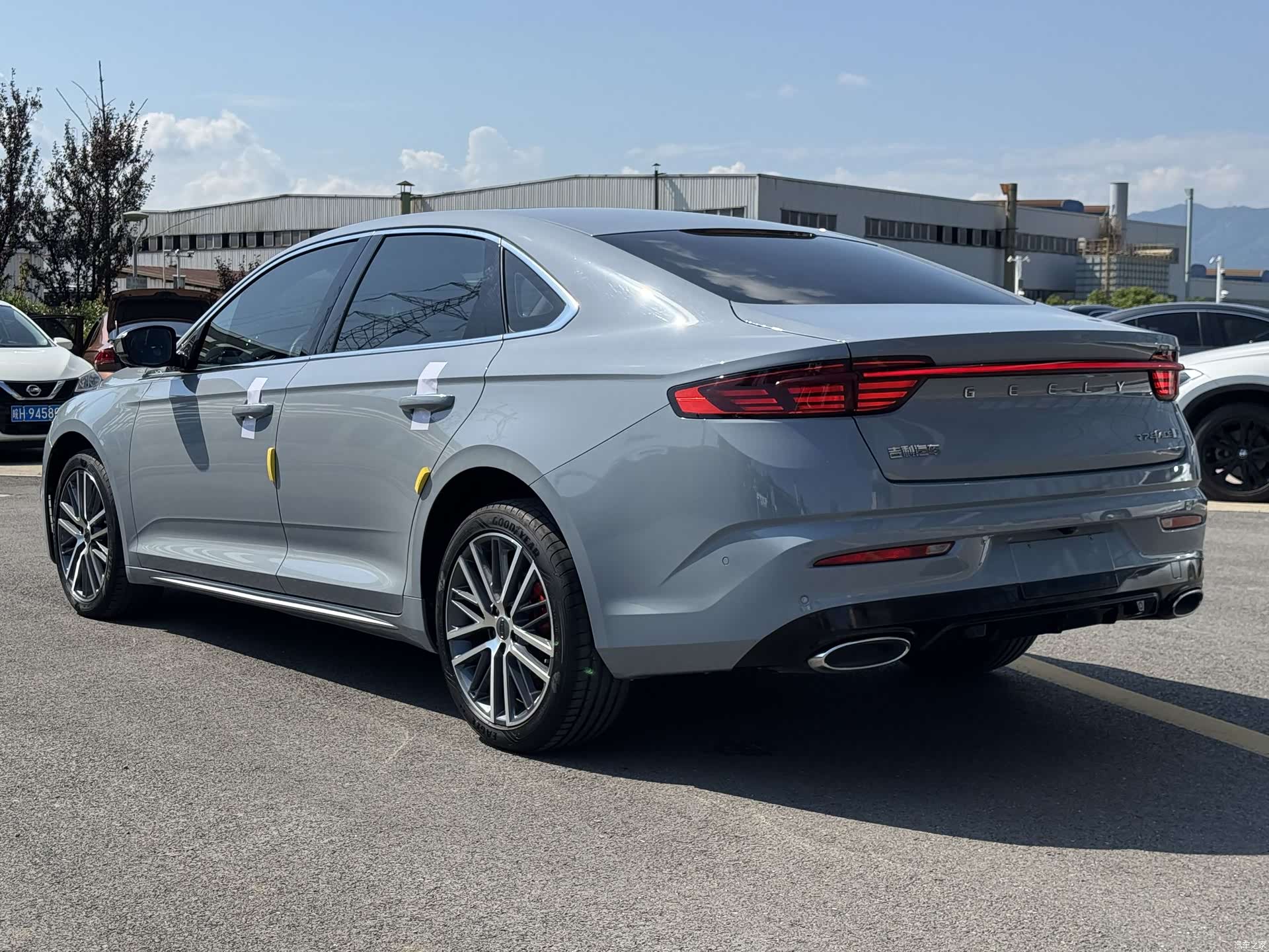 Geely Preface, 2023 27