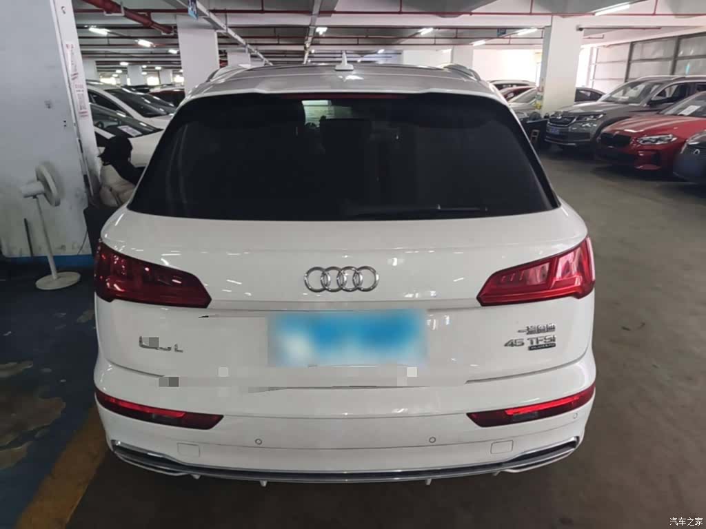 Audi Q5L, 2019 6