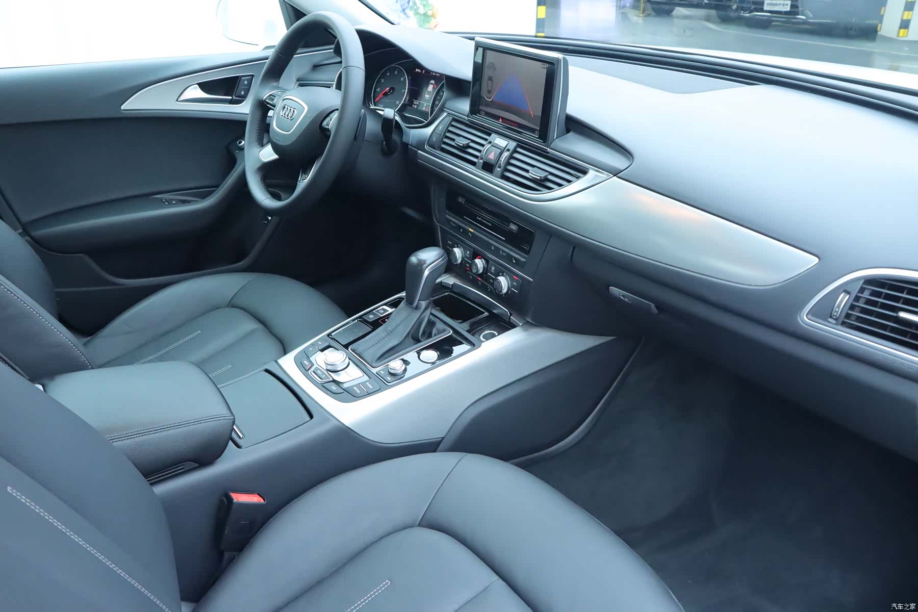 Audi A6L, 2018 8