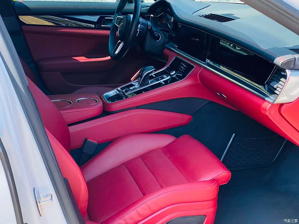 Porsche Panamera, 2019 15