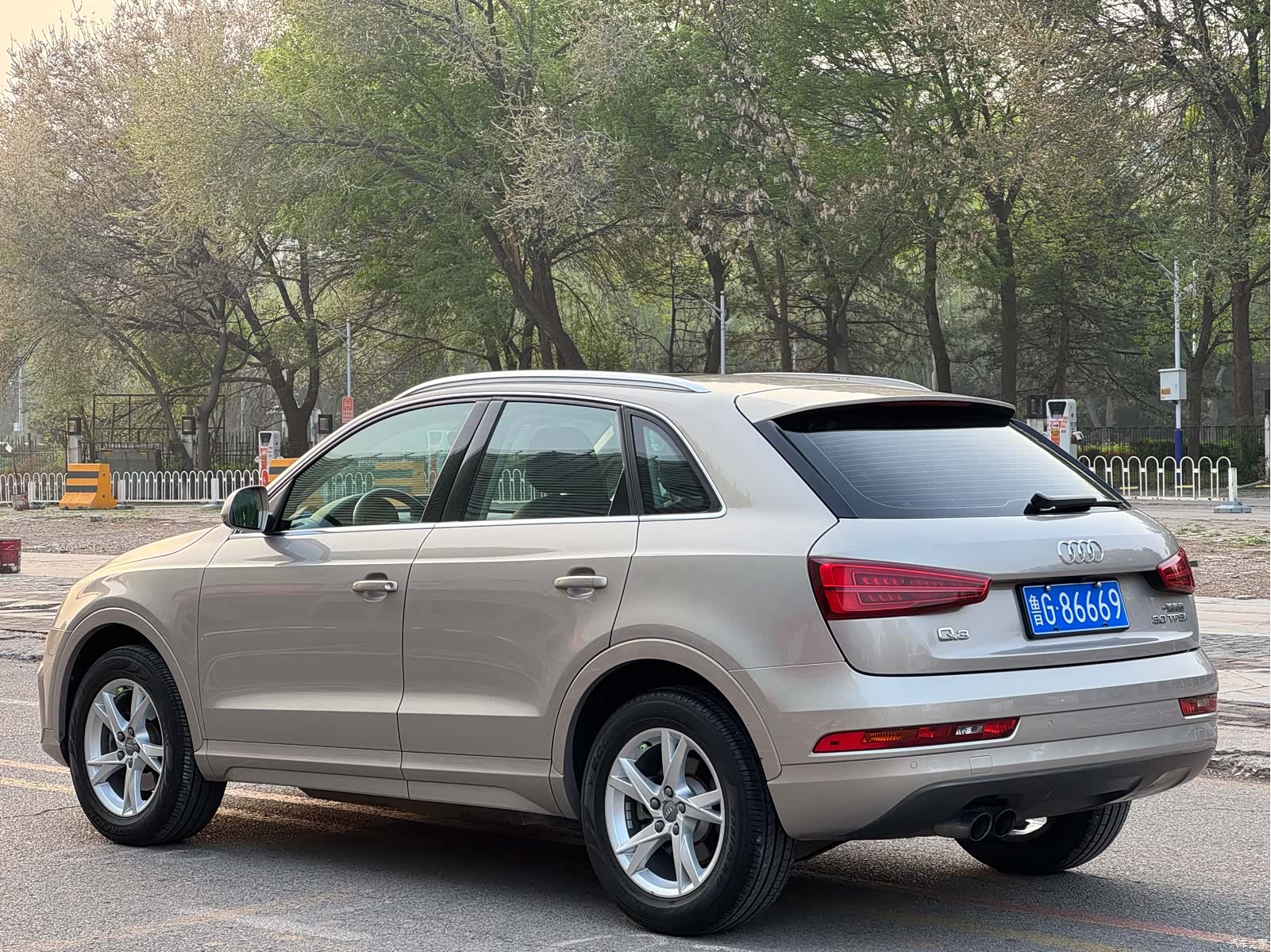 Audi Q3, 2018 14