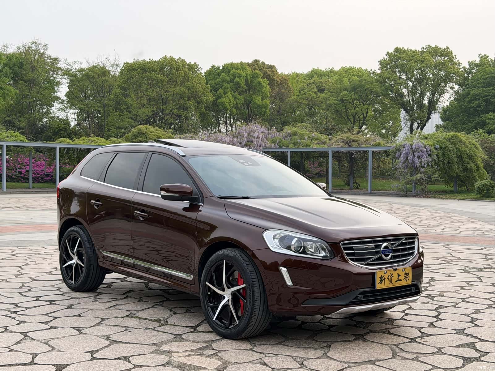 Volvo XC60, 2016 все фото
