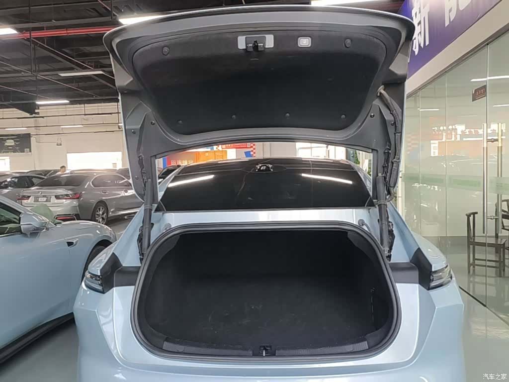 NIO ET5, 2024 19