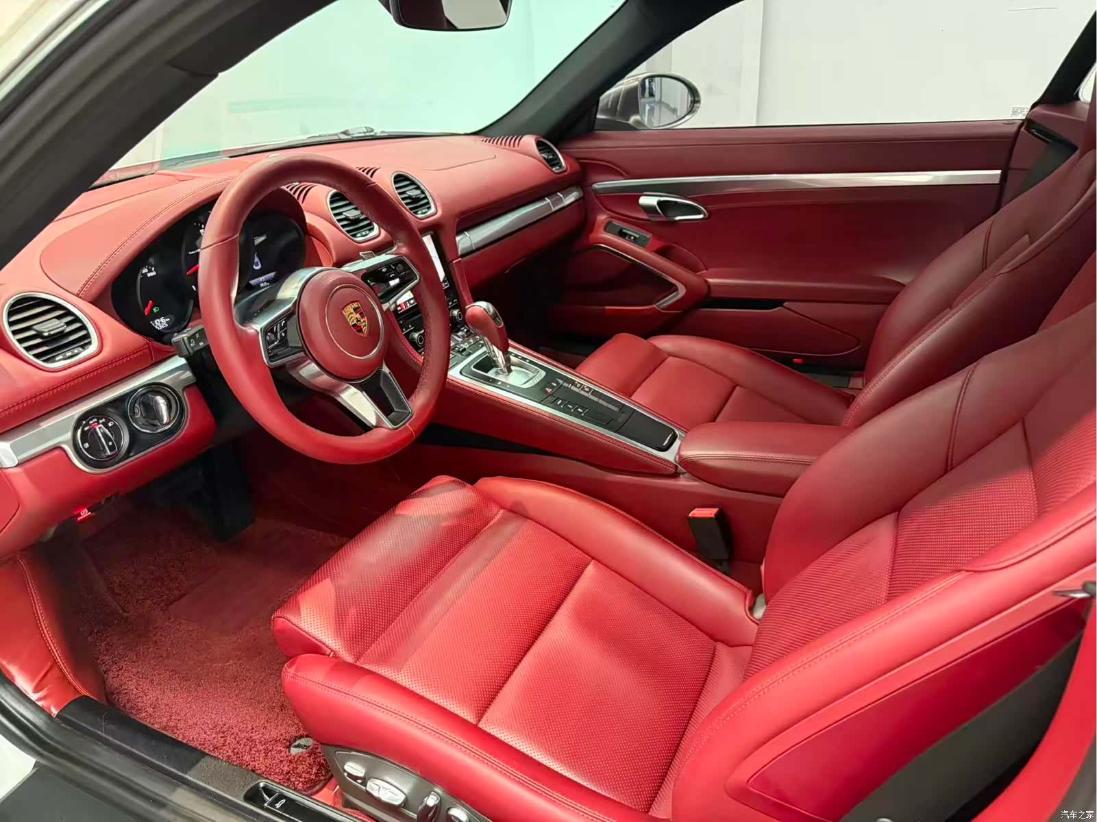 Porsche Cayman, 2018 4