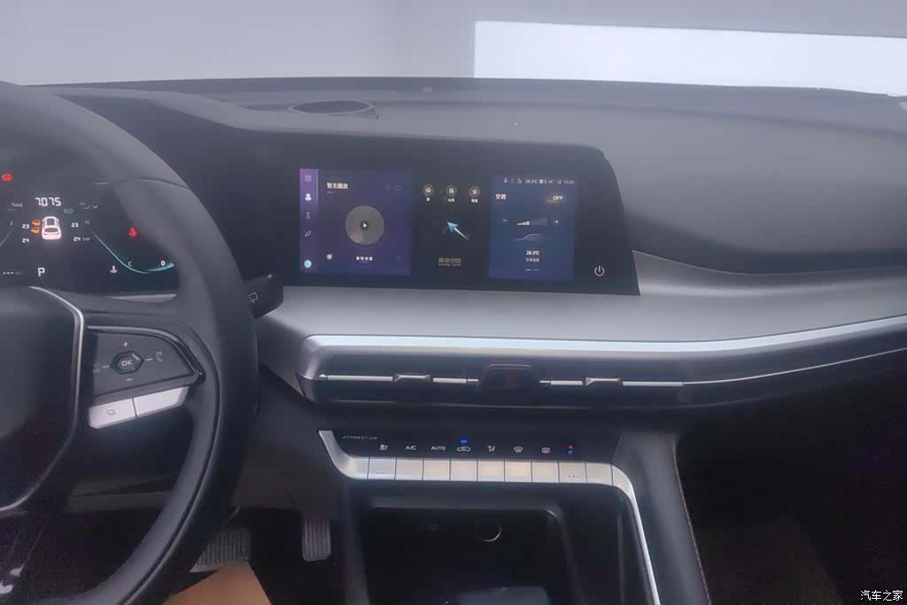 Changan CS35, 2025 13