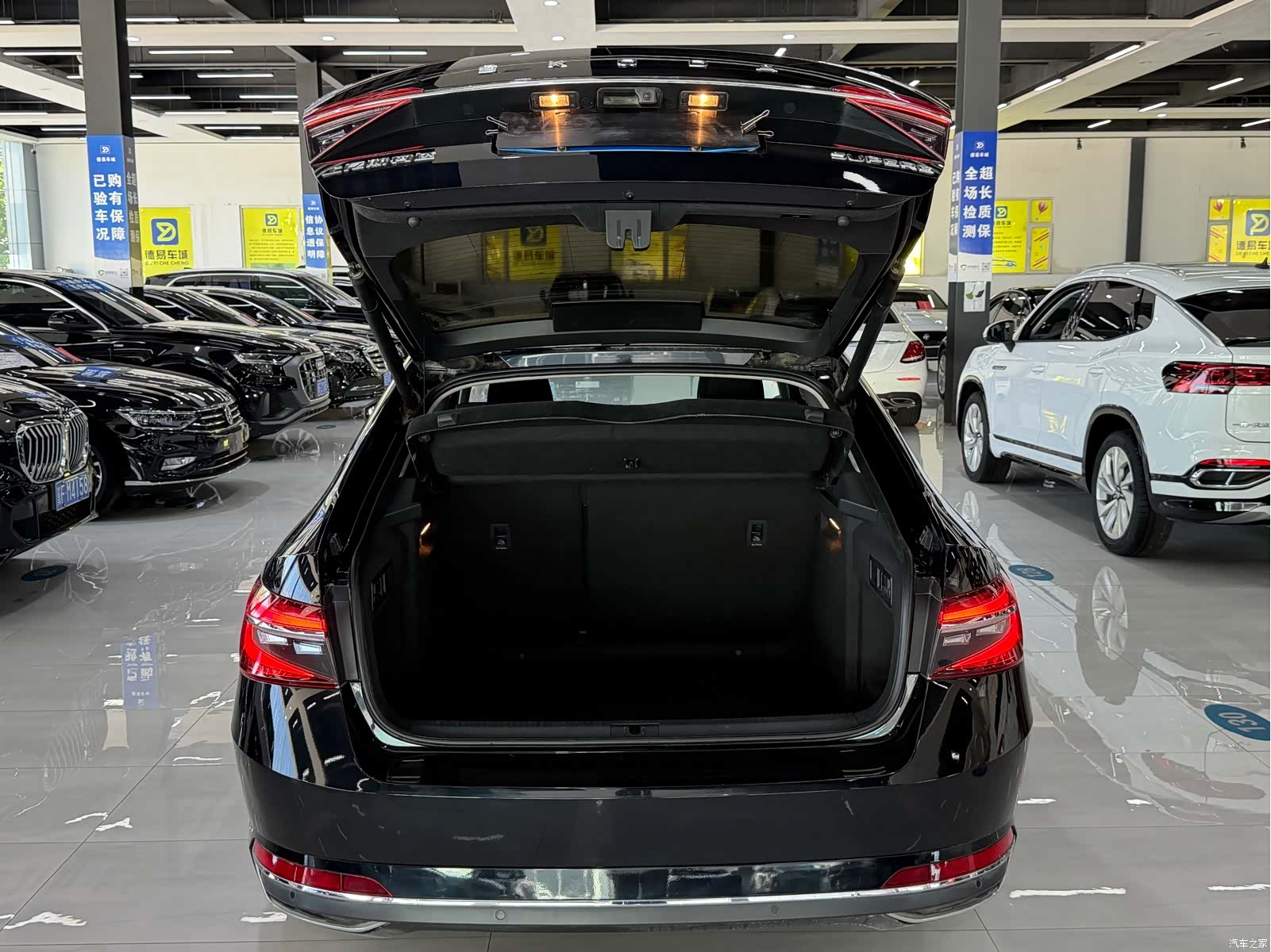 Skoda Superb, 2023 13