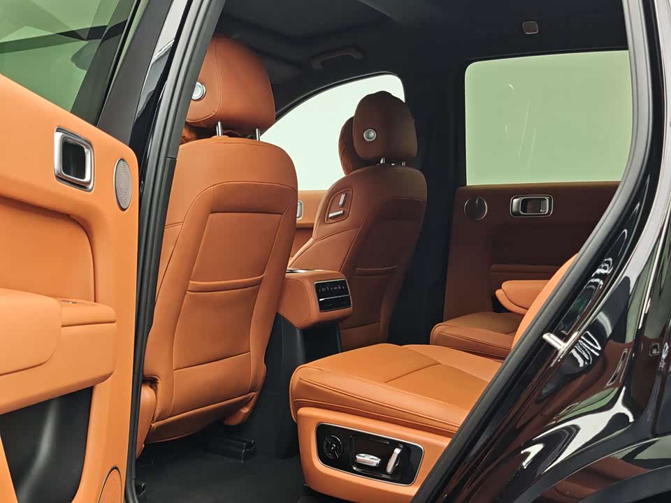 Li Auto Ideal L8