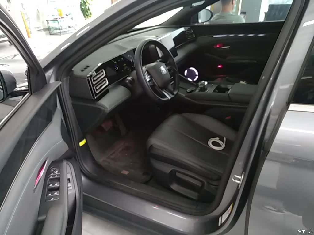 BYD Qin, 2024 15