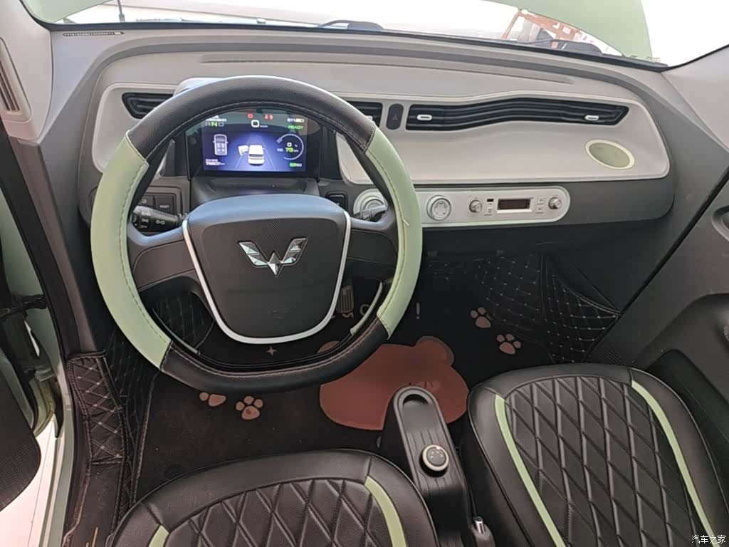 Wuling MINIEV, 2021 10