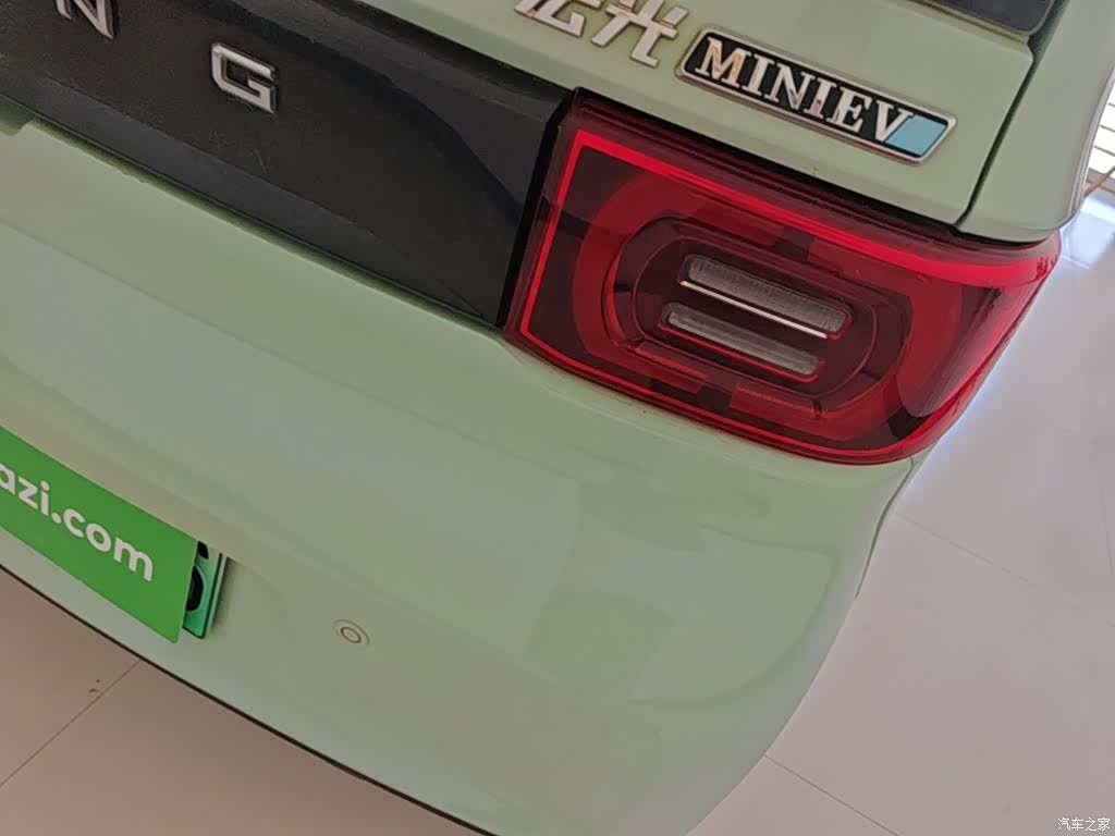 Wuling MINIEV, 2021 8