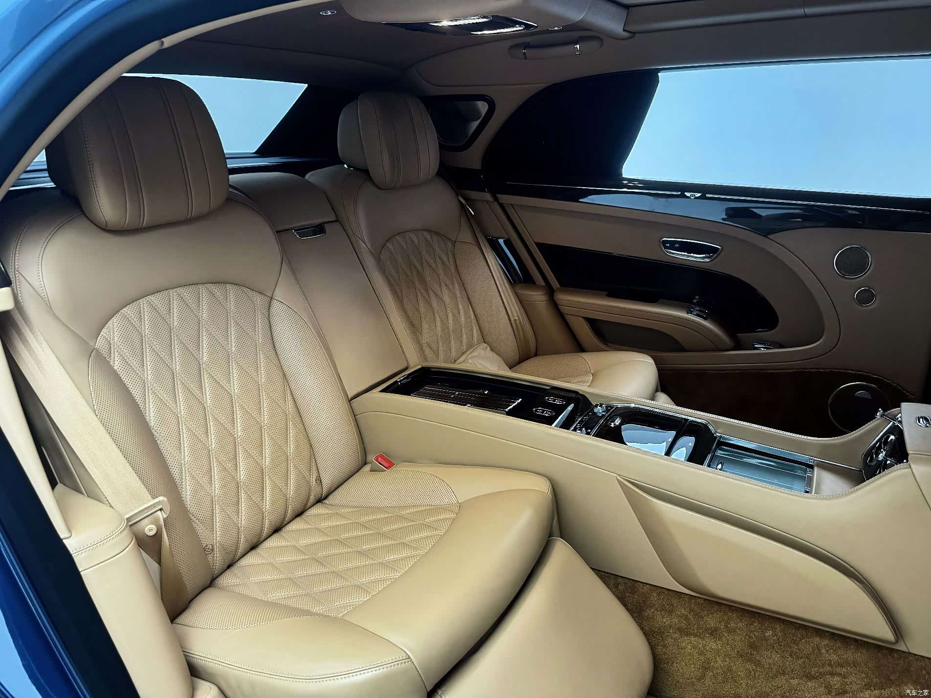 Bentley Mulsanne, 2017 23