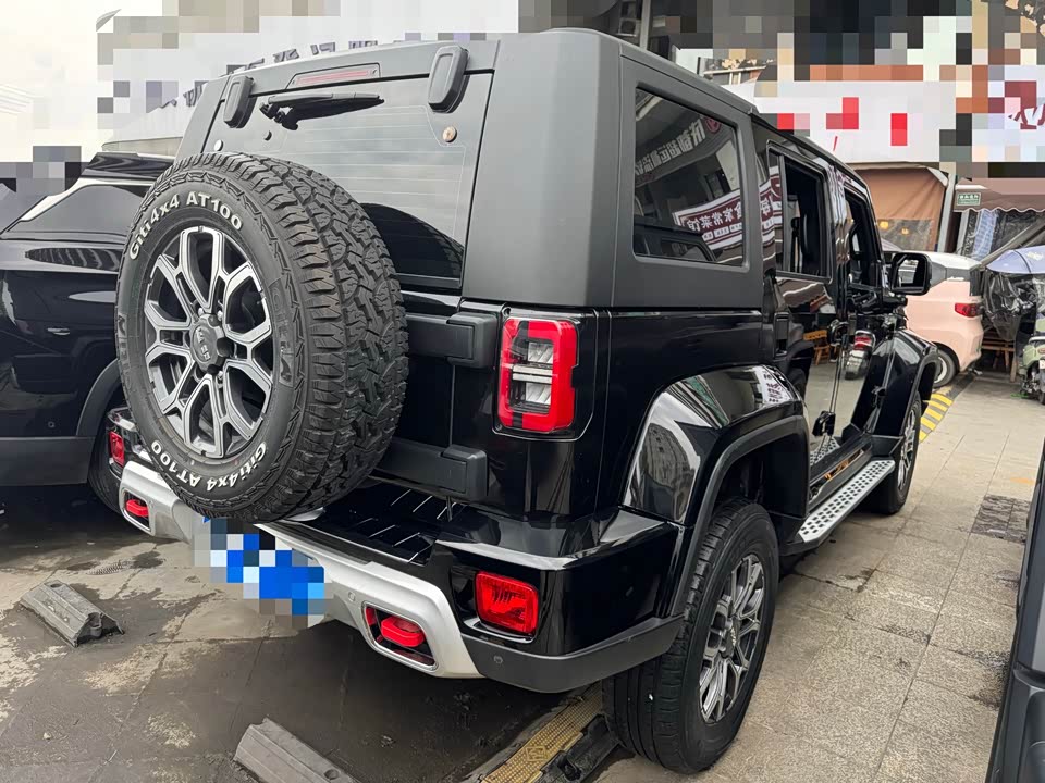 Beijing BJ40