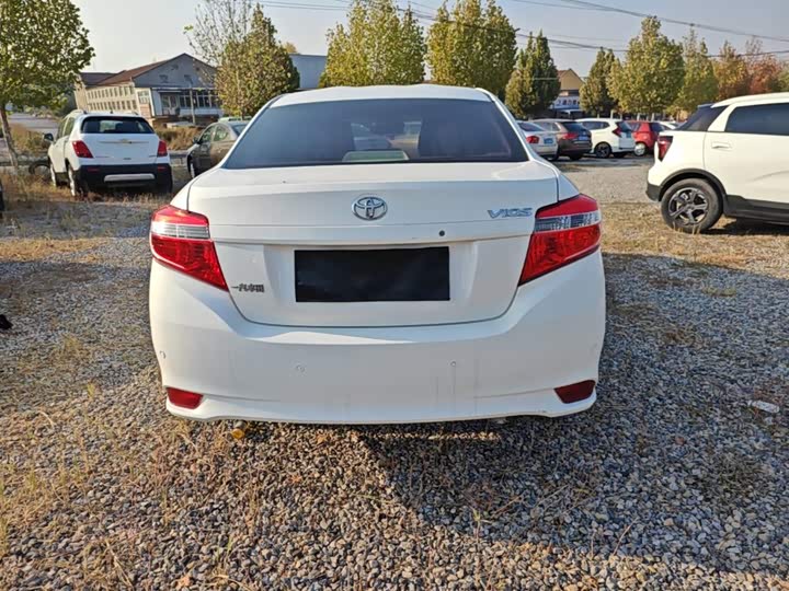 Toyota Vios 2014 1.5L МКПП zhi zhen ban