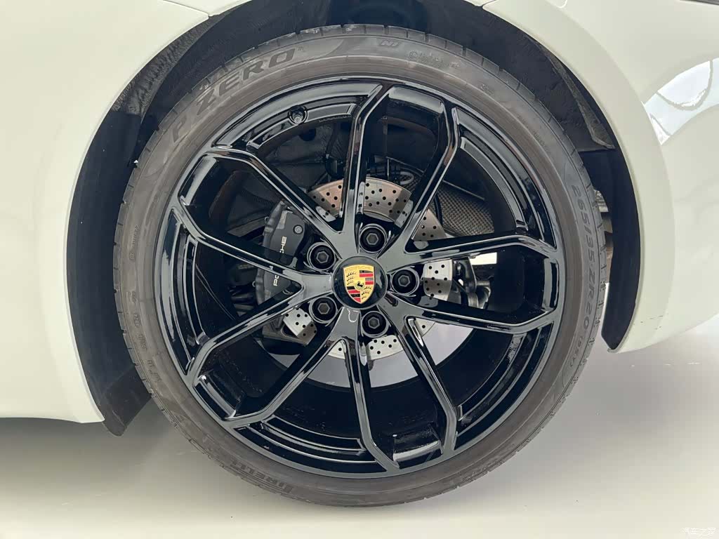 Porsche Boxster, 2025 11