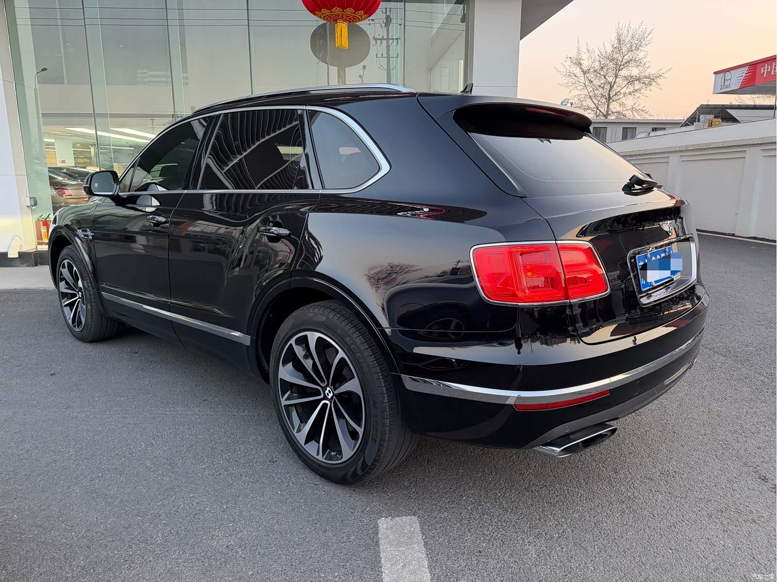 Bentley Bentayga, 2017 6