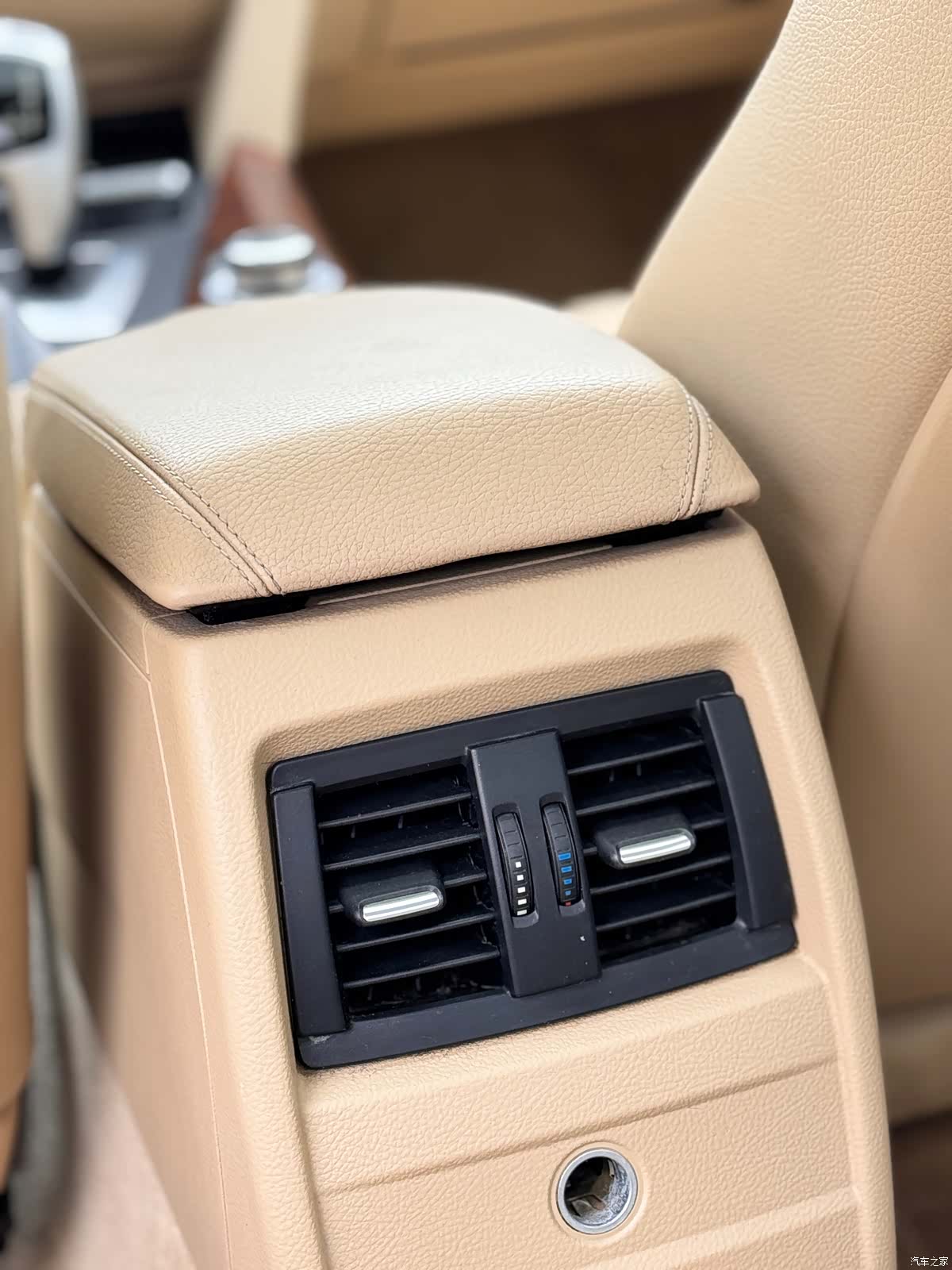 BMW 3 Series, 2013 16