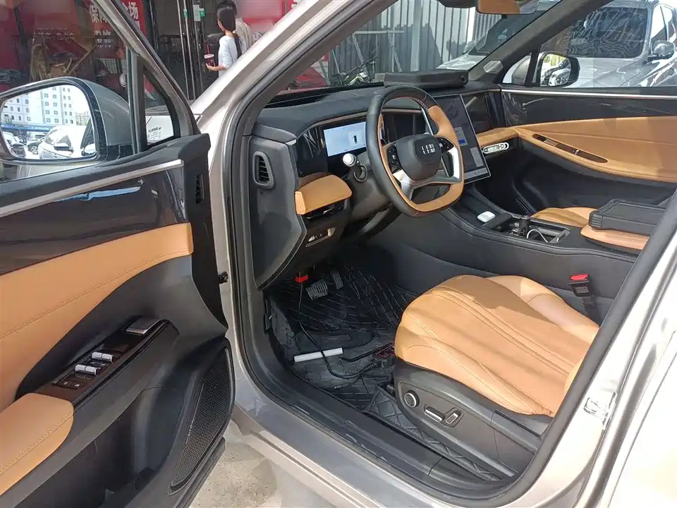 Geely Galaxy Galaxy L7