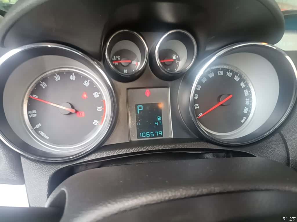Buick Encore, 2015 12