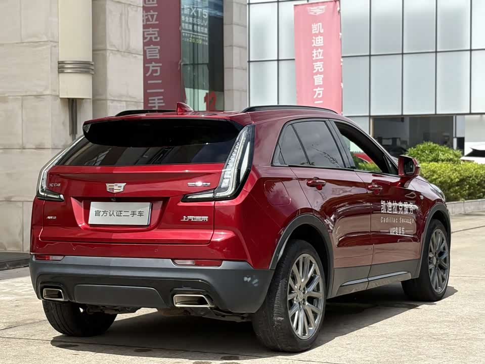Cadillac XT4