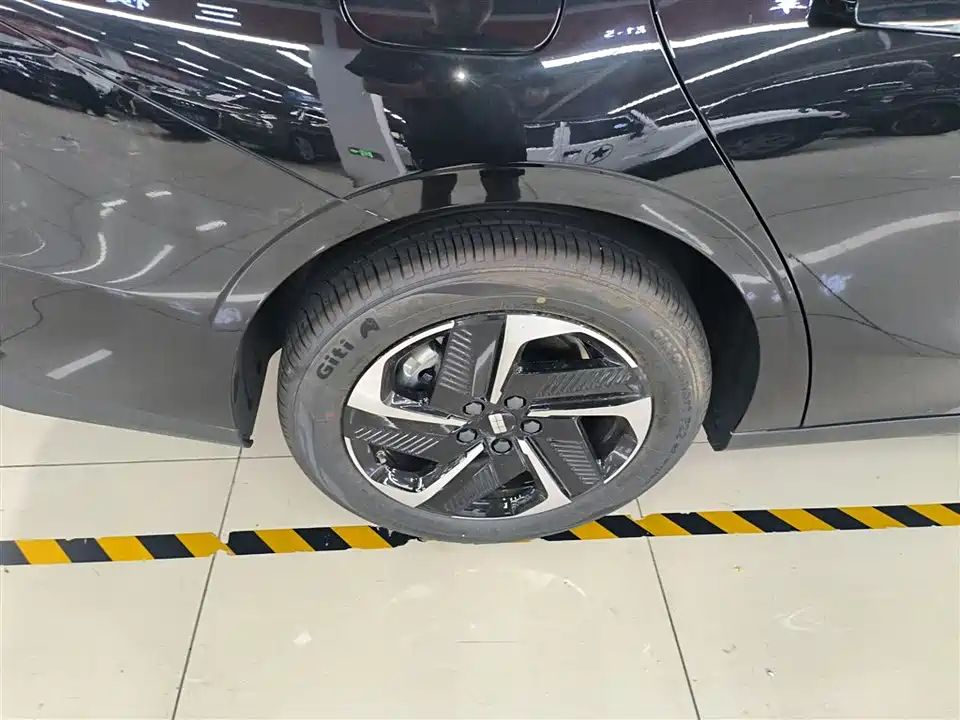 Geely Galaxy Galaxy L6