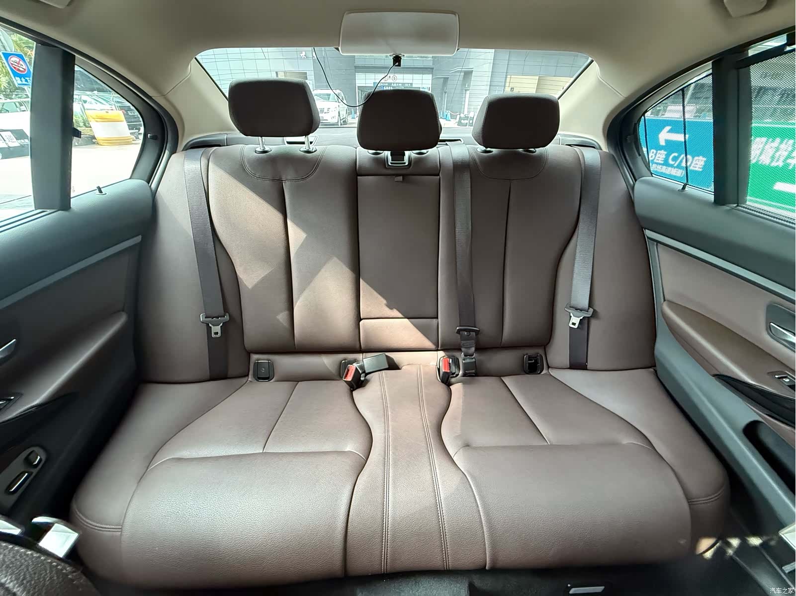 BMW 3 Series, 2019 25