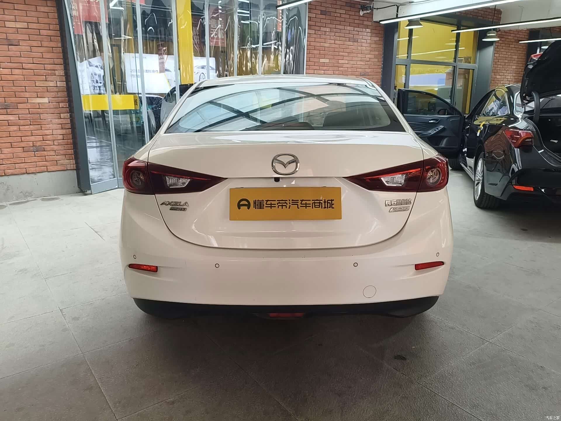 Mazda Mazda3, 2018 8