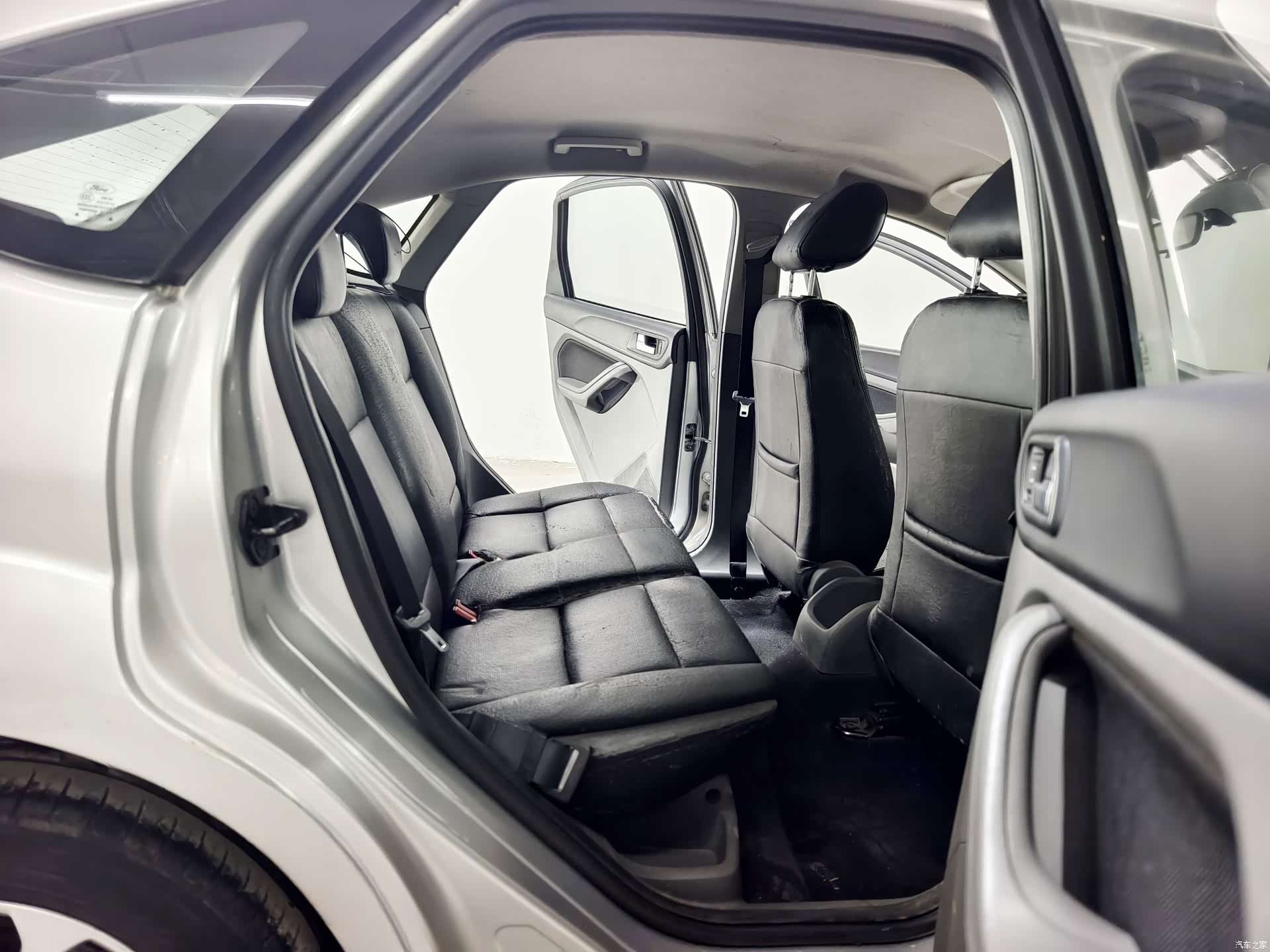 Ford Focus, 2013 15
