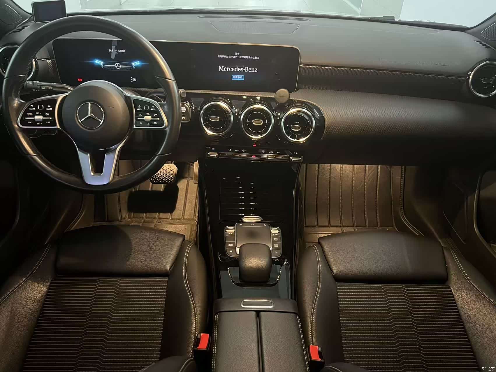 Mercedes-Benz A-Class, 2020 все фото