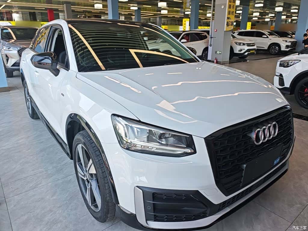 Audi Q2L, 2020 4