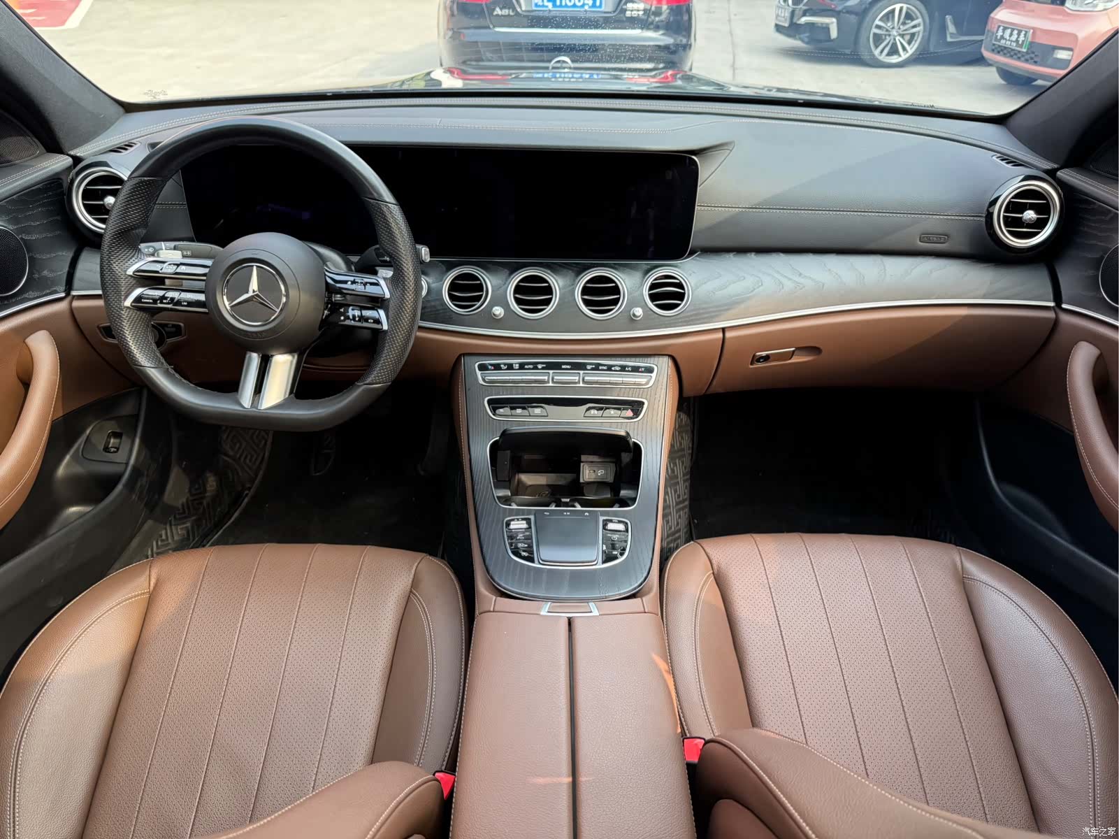 Mercedes-Benz E-Class, 2022 11