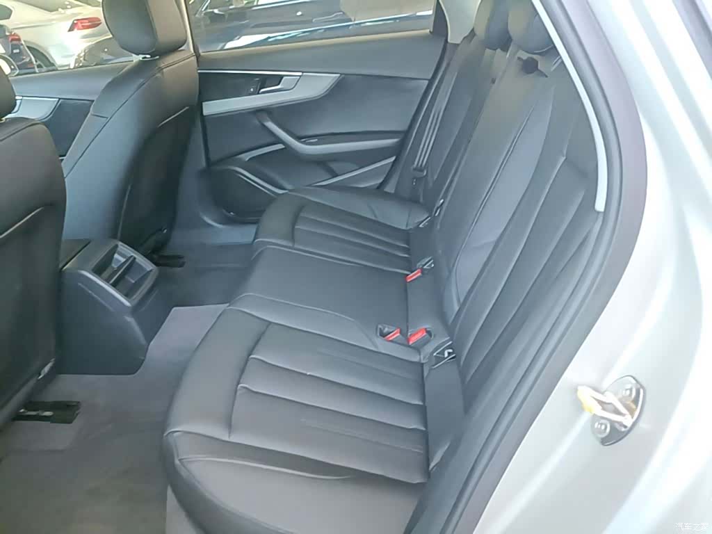Audi A4L, 2017 17