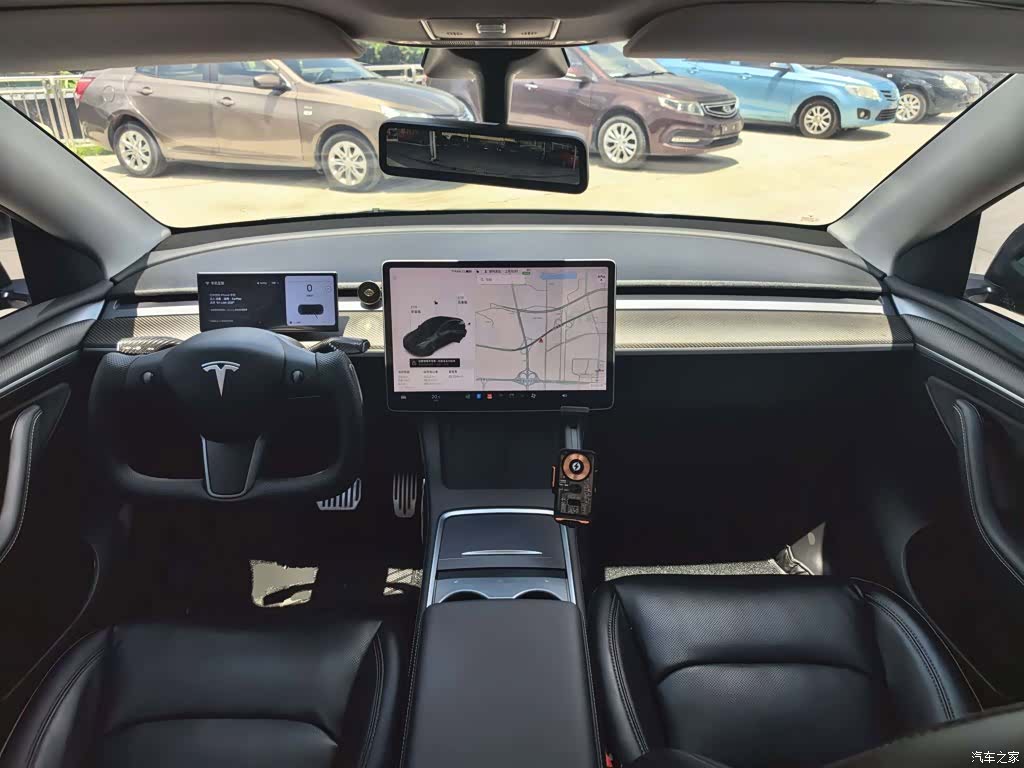 Tesla Model Y, 2021 10