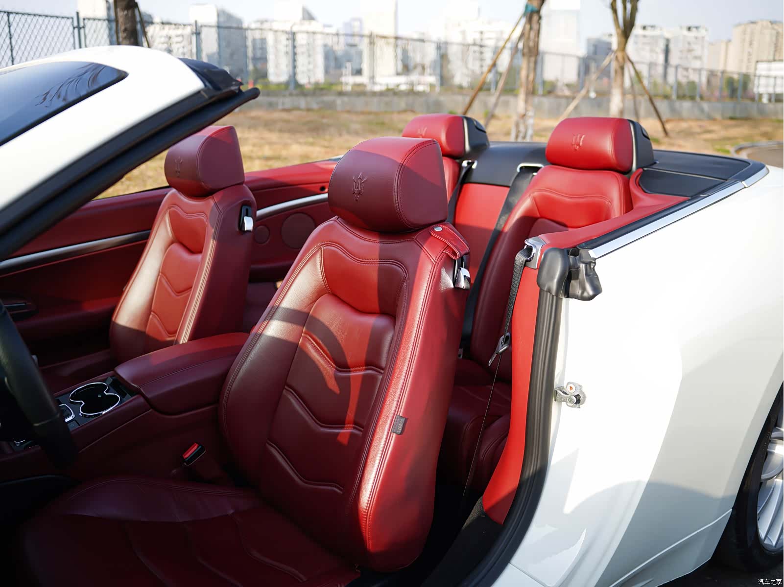 Maserati GranCabrio, 2014 25