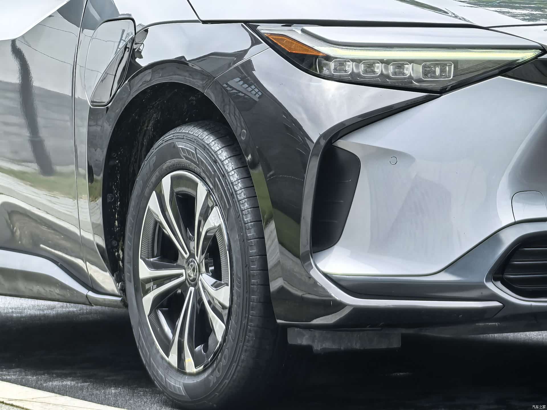 Toyota bZ4X, 2023 4