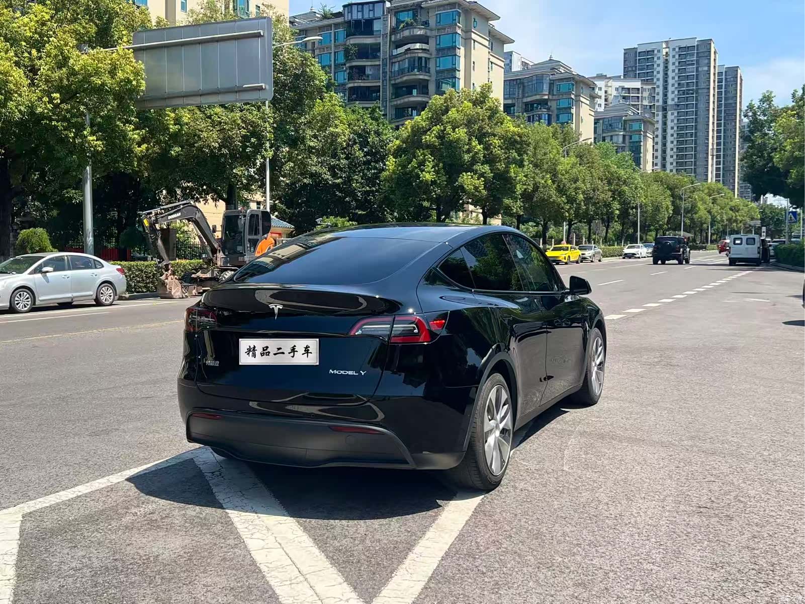 Tesla Model Y, 2023 6