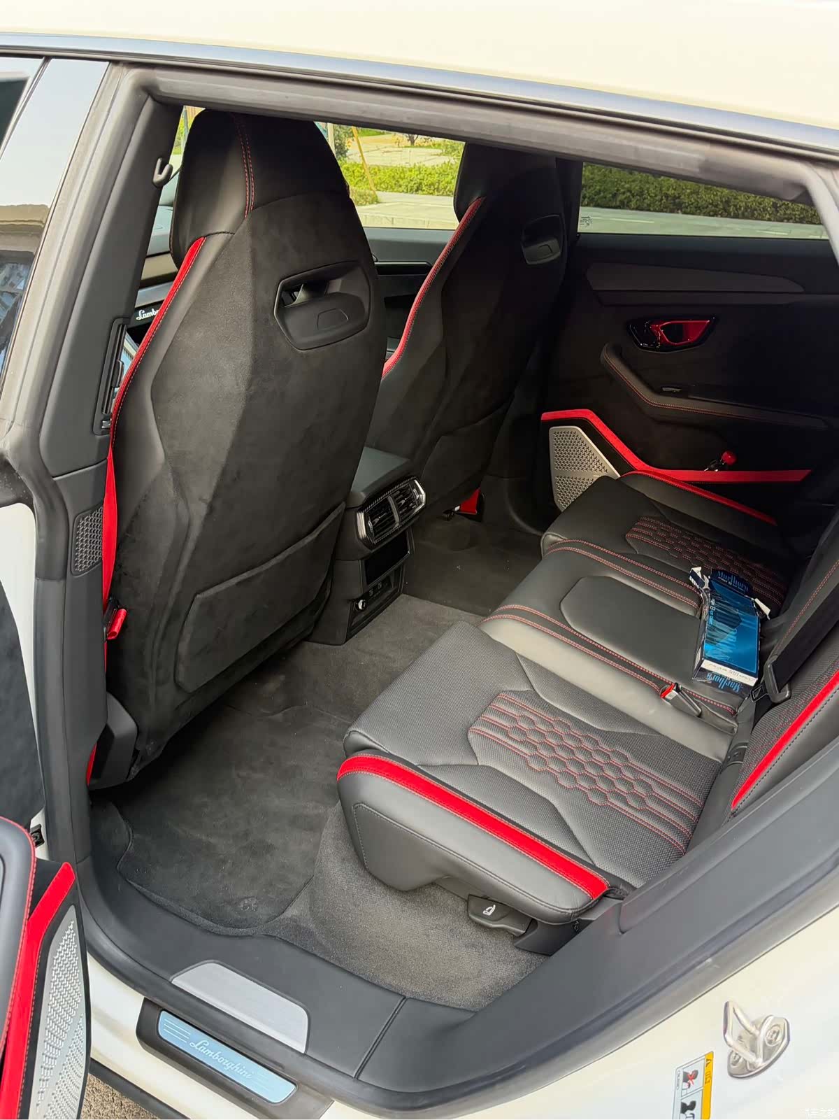 Lamborghini Urus, 2024 11