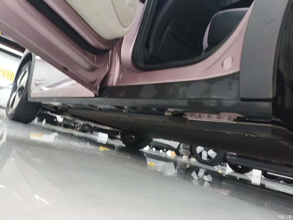 BYD Dolphin, 2024 21