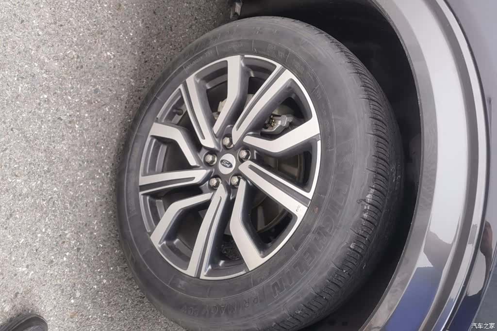 Ford Explorer, 2024 6