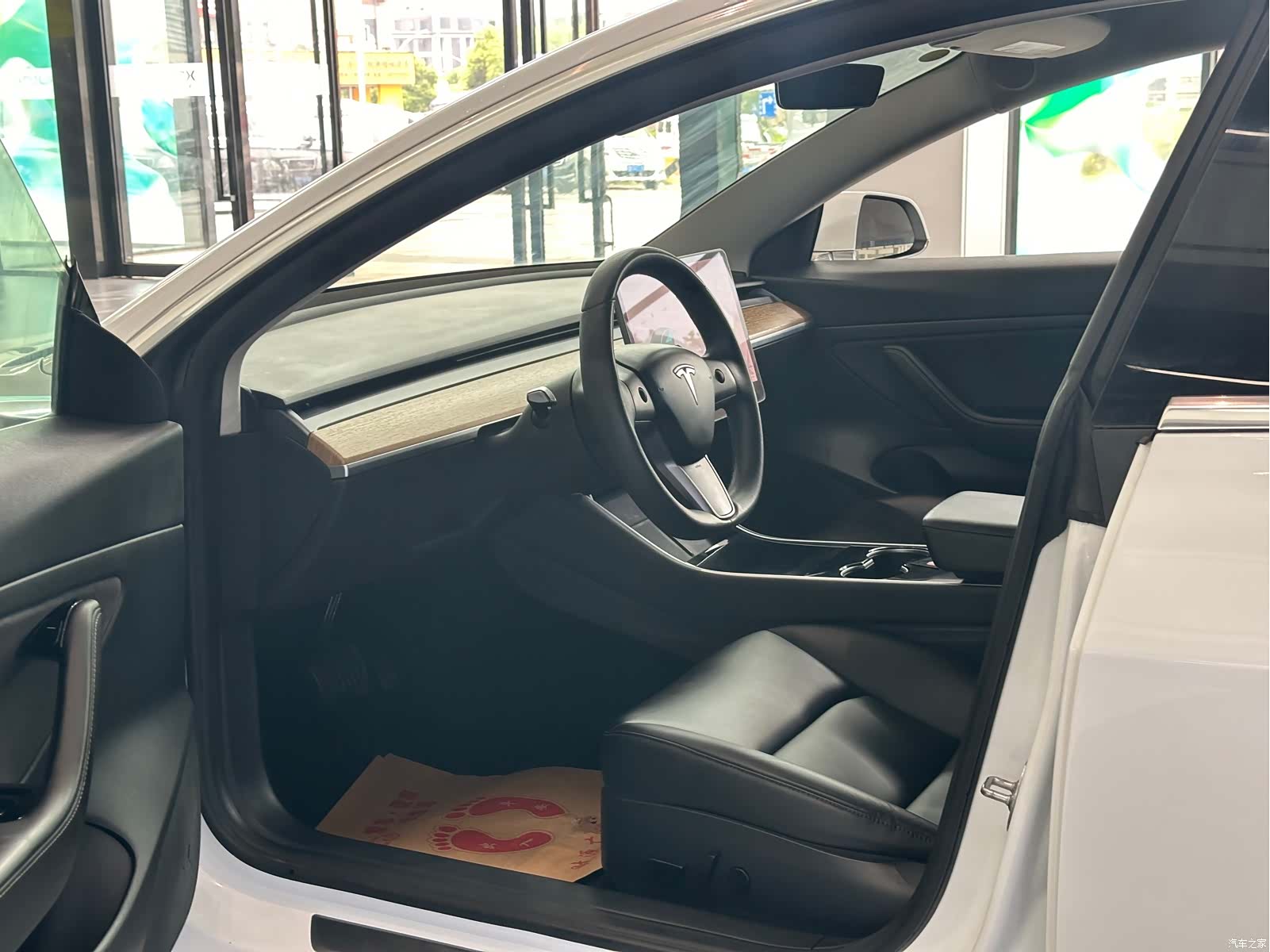 Tesla Model 3, 2020 8